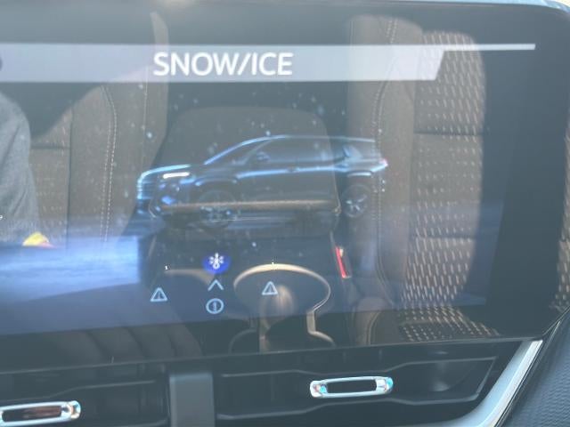 2027 Chevrolet Equinox FWD LT