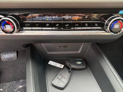 2027 Chevrolet Equinox FWD LT