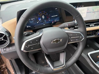 2027 Chevrolet Equinox FWD ACTIV