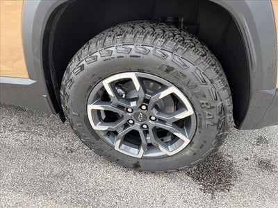 2027 Chevrolet Equinox FWD ACTIV