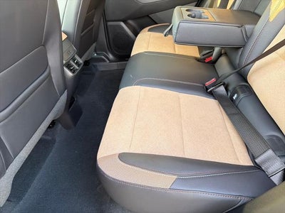 2027 Chevrolet Equinox AWD ACTIV