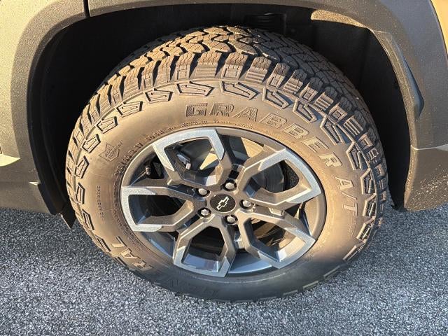 2027 Chevrolet Equinox AWD ACTIV