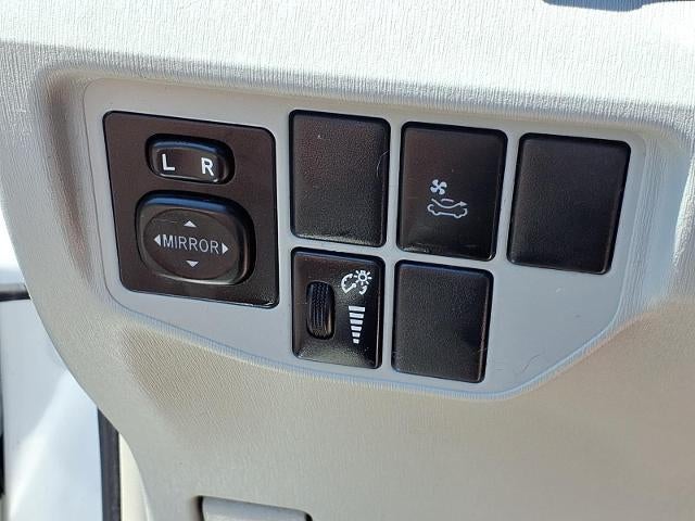2013 Toyota Prius One