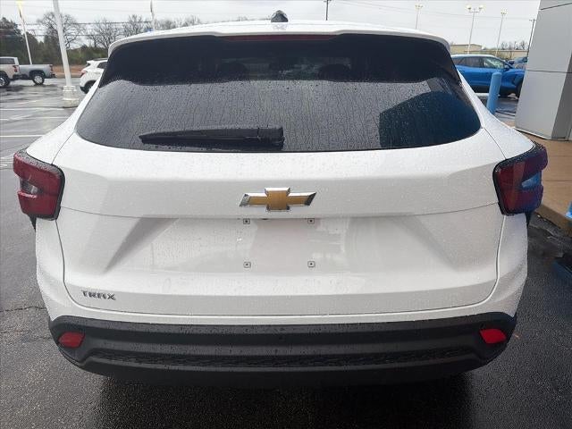2026 Chevrolet Trax FWD 4dr LS