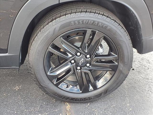 2025 Chevrolet Trax Base